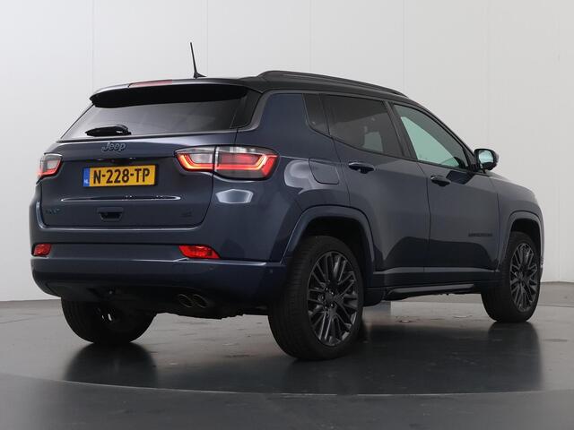 Jeep COMPASS 4xe 240 Plug-in Hybrid Electric S | Panoramadak | Navigatie | Parkeercamera | Stoelverwarming/Ventilatie | Keyless Go | Elektr. Achterklep |