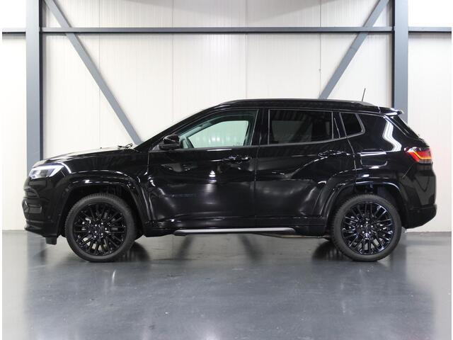 Jeep COMPASS 4xe 240PK Plug-in Hybrid Electric Upland 4x4 | AUTOMAAT | AppleCarPlay/AndroidAuto | Adaptive Cruise Control | Stoel/Stuurverwarming/Verkoeling | 360'Camera | LEER | Keyless | Isofix | Privacy Glass | Parkeersensoren | Electrische achterklep |