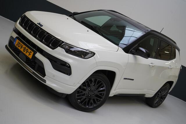 Jeep COMPASS 4xe 240 Plug-in Hybrid Electric S | Leder | Navigatie | Achteruitrijcamera | Stuurverwarming