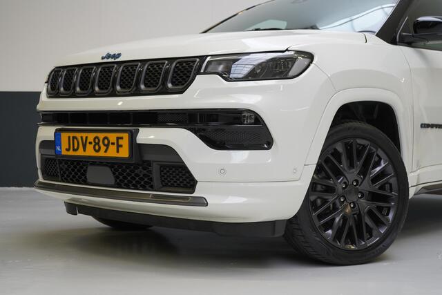 Jeep COMPASS 4xe 240 Plug-in Hybrid Electric S | Leder | Navigatie | Achteruitrijcamera | Stuurverwarming