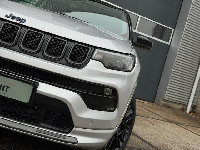 Jeep COMPASS 4xe 240 Plug-in Hybrid Electric Overland