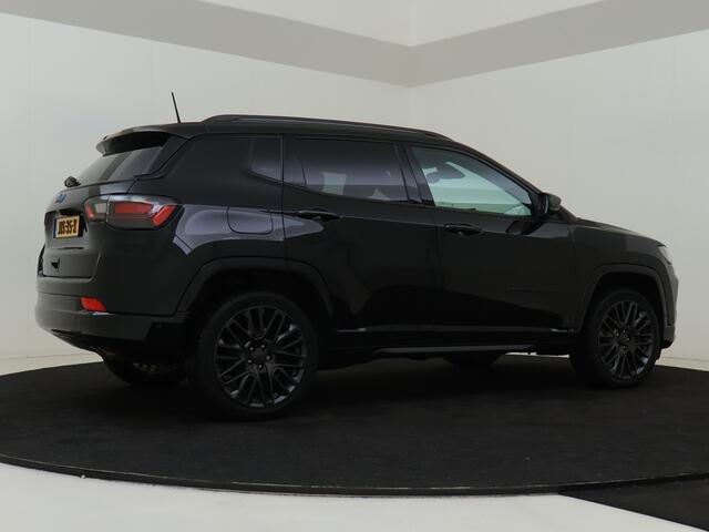 Jeep COMPASS 4xe 240 Plug-in Hybrid Electric S Plug-in Hybride | Black pack | Lederen bekleding