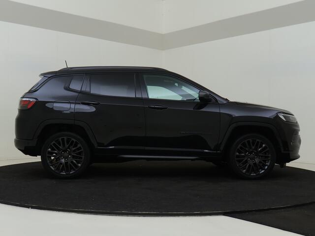 Jeep COMPASS 4xe 240 Plug-in Hybrid Electric S Plug-in Hybride | Black pack | Lederen bekleding