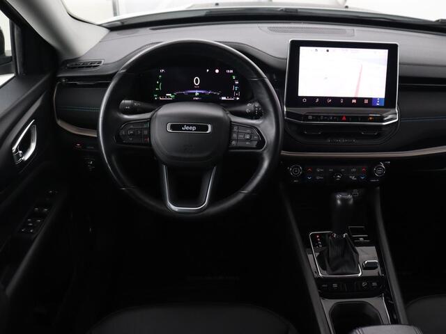 Jeep COMPASS 4xe 240 Plug-in Hybrid Electric S | Stoelverwarming | Adaptive cruise | Carplay | Camera | Half leder | Stuurverwarming | Navigatie | Keyless | Full LED | Digital Cockpit | PHEV | Plug In