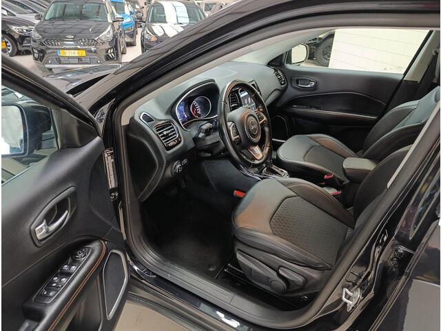Jeep COMPASS 1.3T Limited Ecc | LMV | Pdc | Keyless | cruise controle