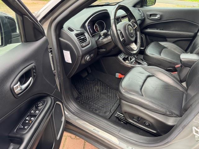 Jeep COMPASS 1.3T S PANO/LEER/ACARPLAY/CAM/LED/TWOCOLOR EDITION