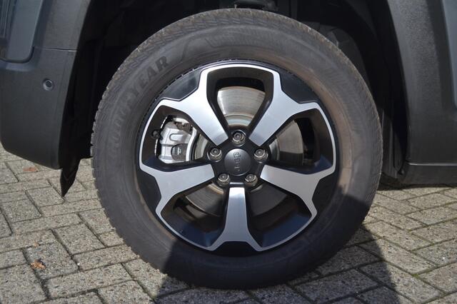 Jeep RENEGADE 4xe 240 Hyb. Trailh.