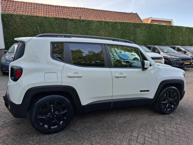 Jeep RENEGADE 1.6 E-torq Night Eagle Longitude GRIJS KENTEKEN LPG 110PK