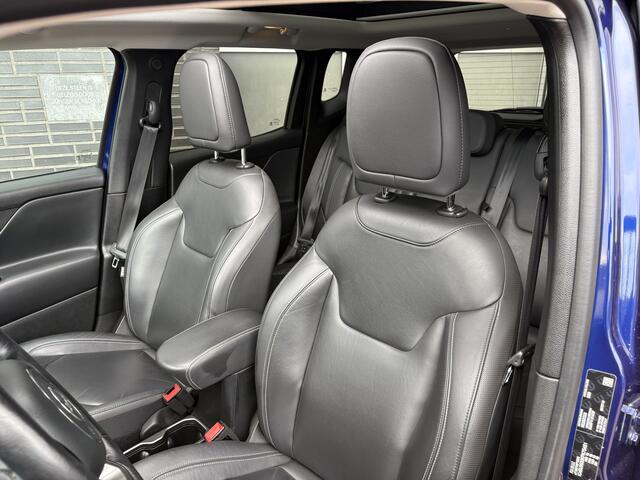 Jeep RENEGADE 1.3T Limited, pano, navi, leder, trekhaak