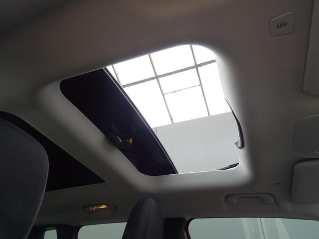 Jeep RENEGADE 1.3T Limited * OPEN DAK * CARPLAY * LAGE KM !!