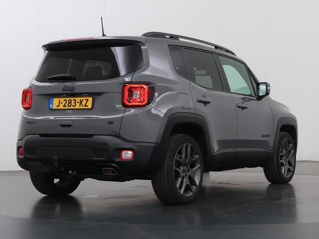 Jeep RENEGADE 4xe 240 Plug-in Hybrid Electric S | LED | Trekhaak | Lederen Interieur | Navigatie | Camera | DAB | Stoel/Stuurverwarming | Adaptieve Cruise Control | Dodehoek detectie |