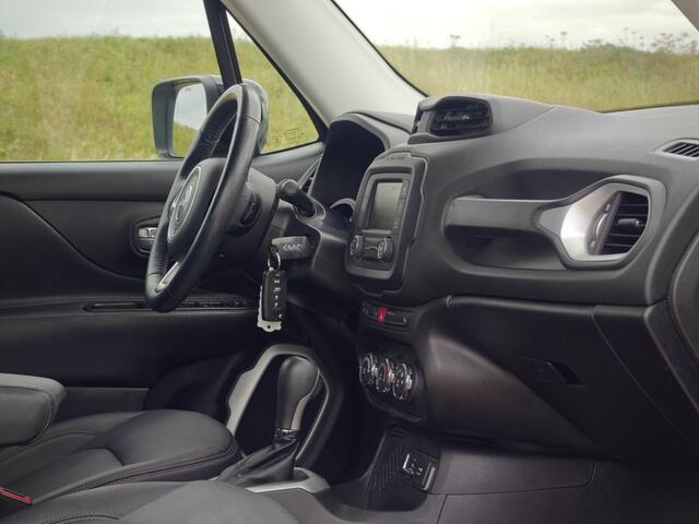 Jeep RENEGADE 1.4 MultiAir Automaat Longitude | Leder | Trekhaak