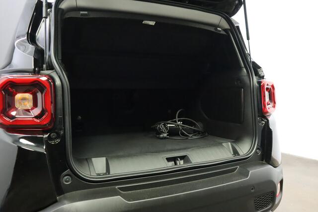 Jeep RENEGADE 4xe 240 Plug-in Hybrid Electric limited Stoel-/stuur verwarming | Adaptive cruisecontrol | Applecarplay