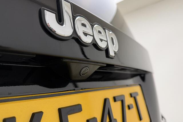 Jeep RENEGADE 1.5T e-Hybrid S Automaat | Navigatie | Lederen bekleding | Camera | Dakrails | Keylss | Lichtmetalen velgen | Extra getint glas