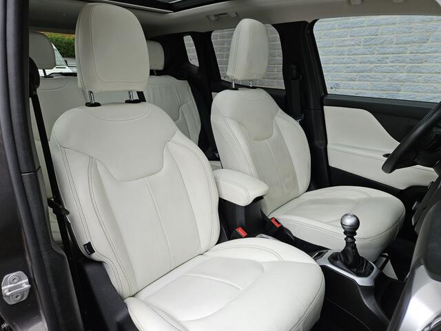 Jeep RENEGADE 1.4 MultiAir Limited Inclusief Afleveringskosten