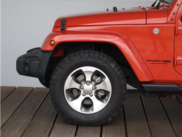 Jeep WRANGLER 2.8 CRD Sahara | Grijs kenteken | Cruise Control | 18 INCH |