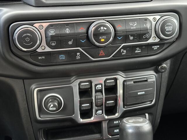 Jeep WRANGLER Unlimited 4xe 380 Sahara | Leder/Cruise Adaptief/Stuur-/Stoelverw./Trekhaak