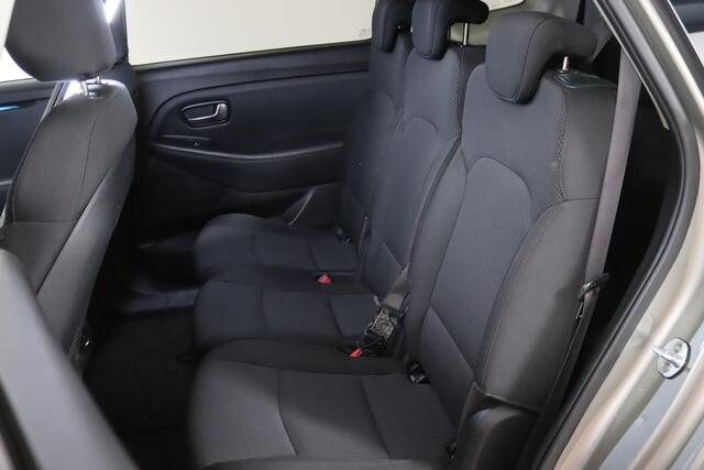 KIA CARENS 1.6 GDi DynamicLine, 7-Persoons, Trekhaak, Navigatie, Bluetooth, Cruise Control