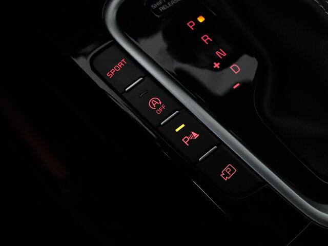 KIA CEE D Ceed Sportswagon 1.5 T-GDi GT-PlusLine | Panoramadak | 18 Inch Lichtmetalen velgen | Adaptive Cruise Control | NIEUW !! Uit voorraad leverbaar!