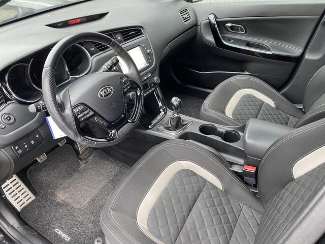 KIA CEE D cee'd 1.0 T-GDi GT-Line Summer Edition 135Dkm.NAP, Clima, Pano, Carplay, Navi, Stoelvw, LED, Cam, CC, PDC, LM, - Inruil Mogelijk -