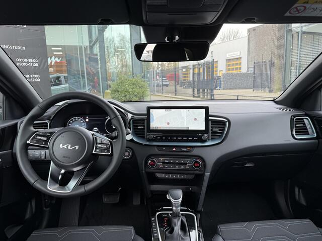 KIA CEE D Ceed Sportswagon 1.0 T-GDi MHEV Design Edition Navi+DAB+BT+Camera PDC V+A Stoel/Stuurverw. ECC-Airco Keyless 16"LMV Privacy Glass Tot 10Jr. Kia-Garantie