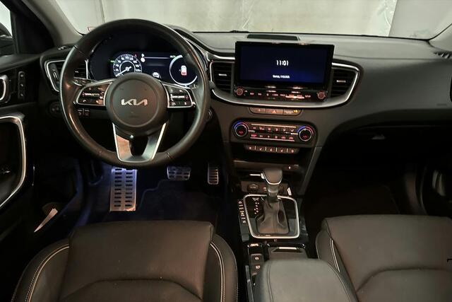 KIA CEE D Ceed Sportswagon 1.6 GDI PHEV ExecutiveLine FULL OPTION | Schuifdak, Stoelventilatie, Digitaal Display, Leer, Elektr. achterklep, 1e eigenaar, 1300kg trekgewicht!