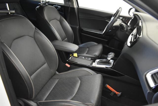 KIA CEE D Ceed Sportswagon 1.6 GDI PHEV ExecutiveLine Trekhaak El aKlep Panodak Leder Camera