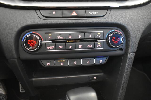 KIA CEE D Ceed Sportswagon 1.6 GDI PHEV ExecutiveLine Trekhaak El aKlep Panodak Leder Camera