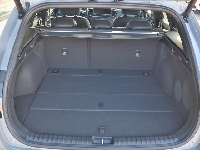 KIA CEE D Ceed 1.0 T-GDi Design Edition Navi+DAB+BT+Camera PDC V+A Stoel/Stuurverw. ECC-Airco Keyless 16"LMV Privacy Glass Tot 10Jr. Kia-Garantie