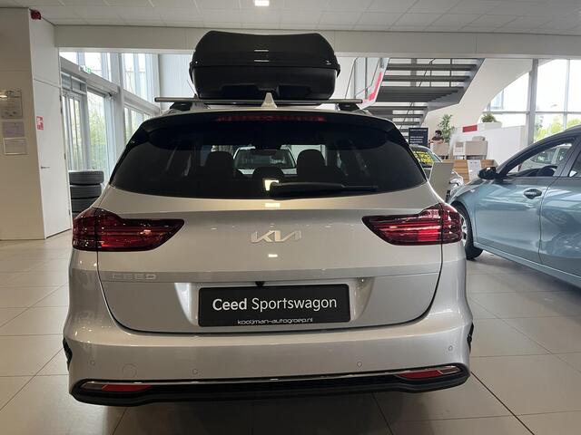 KIA CEE D Ceed Sportswagon 1.5 T-GDi DynamicPlusLine ACTIEPRIJS NU RIJKLAAR ¤ 35.900,-