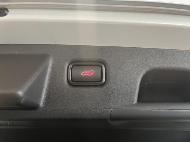 KIA CEE D Ceed Sportswagon 1.5 T-GDi DynamicPlusLine ACTIEPRIJS NU RIJKLAAR ¤ 35.900,-