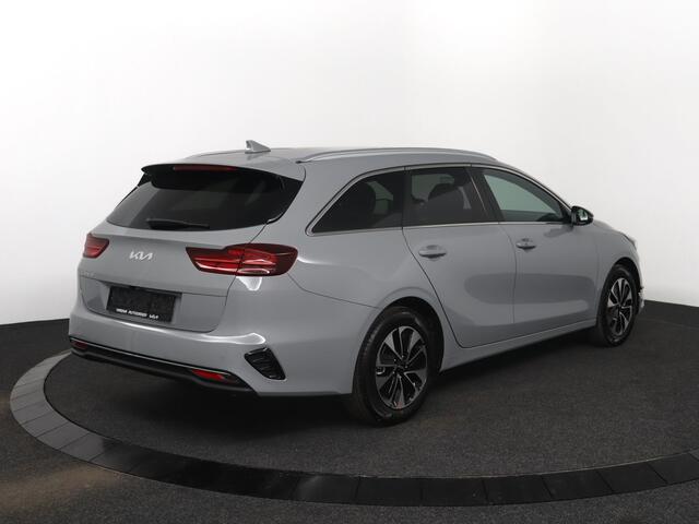KIA CEE D Ceed Sportswagon 1.0 T-GDi Design Edition ¤2.500 INRUILPREMIE - Apple Carplay/Android Auto - Elektrisch bedienbare achterklep - Navigatie - Direct Leverbaar!