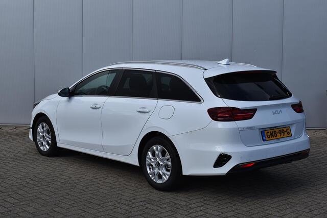 KIA CEE D Ceed SW PE 1.5 T-GDi MHEV DynamicPlusLine Automaat | Navigatie | Adaptieve cruise control | Elektrisch bedienbare achterklep