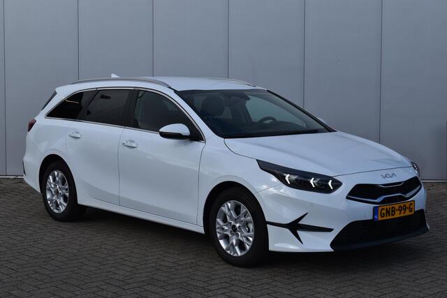 KIA CEE D Ceed SW PE 1.5 T-GDi MHEV DynamicPlusLine Automaat | Navigatie | Adaptieve cruise control | Elektrisch bedienbare achterklep