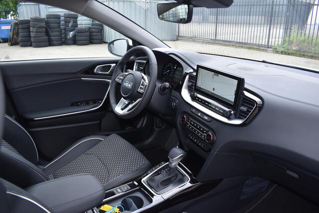 KIA CEE D Ceed SW PE 1.5 T-GDi MHEV DynamicPlusLine Automaat | Navigatie | Adaptieve cruise control | Elektrisch bedienbare achterklep
