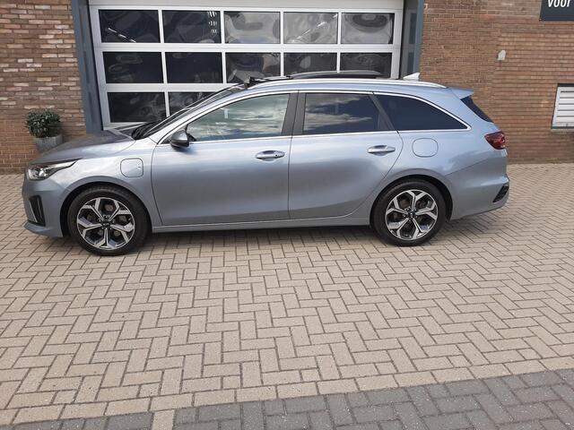 KIA CEE D Ceed Sportswagon 1.6 GDI PHEV ExecutiveLine/platinum