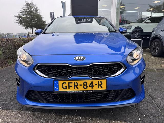 KIA CEE D Ceed Sportswagon 1.0 T-GDi DynamicLine | Half lederen bekleding | Apple Carplay/Android Auto | Cruise control | Achteruitrij camera | Elektr. climate control | Spraak bediening | Start/Stop systeem |