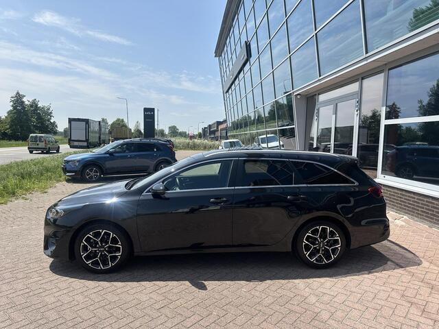 KIA CEE D Ceed Sportswagon 1.5 T-GDi GT-Line Pano | Nieuw Geleverd | Stoelverwarming