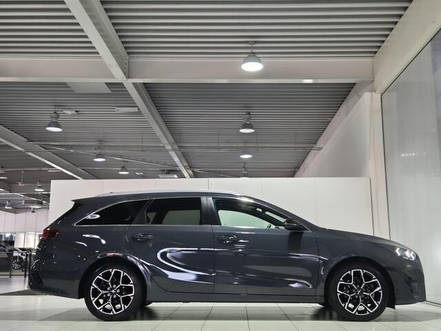 KIA CEE D Ceed Sportswagon 1.5 T-GDi GT-Line ,Apple Carplay/Android Auto, schuif / kantel dak, camera.