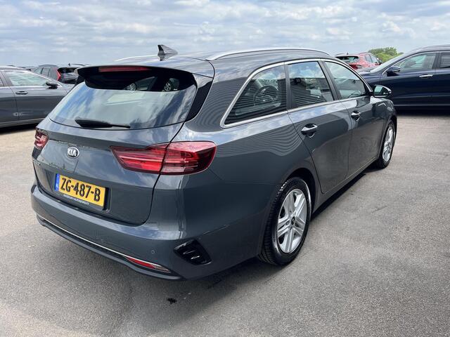KIA CEE D Ceed Sportswagon 1.0 T-GDi DynamicLine Navigatie, Achteruitrijcamera, Parkeersensoren, Cruise control, Climate control, Dealeronderhouden, BTW-auto