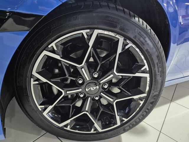 KIA CEE D Ceed Sportswagon 1.5 T-GDi GT-Line ,Apple Carplay/Android Auto, Stoel en stuur verwarming.