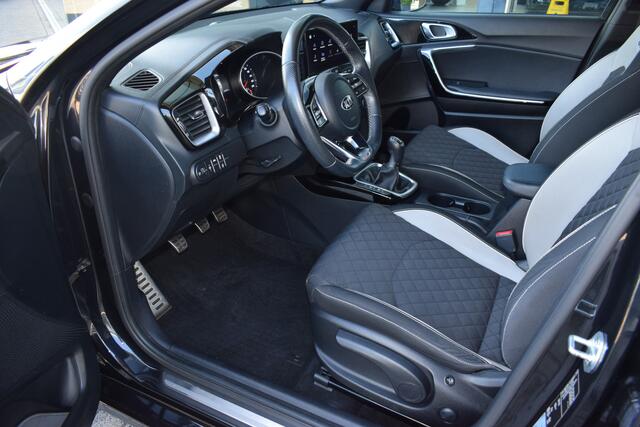 KIA CEE D Ceed Sportswagon 1.0 T-GDi/120pk GT-Line Edition | Climate Control | Cruise Control | Stoelverwarming | 17" LMV | Tot 10Jr. Kia-Garantie