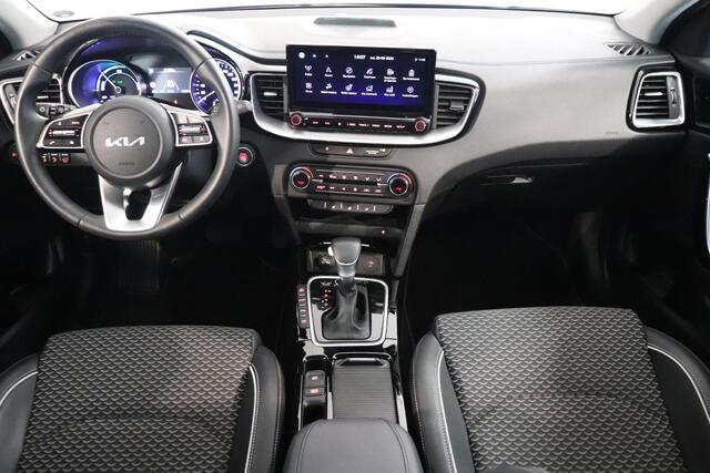 KIA CEE D Ceed Sportswagon 1.6 GDI PHEV DynamicPlusLine | Camera | Achterklep electrisch | Navigatie | Climate control | LED | AppleCarplay AndroidAuto |