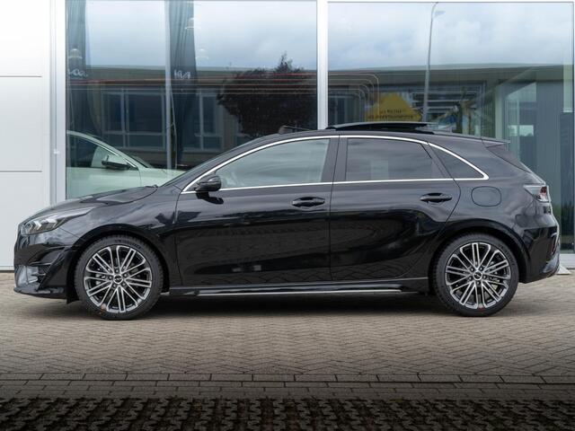 KIA CEE D Ceed 1.5 T-GDi GT-PlusLine | UNIEKE AUTO | OP VOORRAAD DIRECT RIJDEN | schuifkanteldak | JBL Speakers | Elektrische verstelbare stoelen met geheugenfunctie |