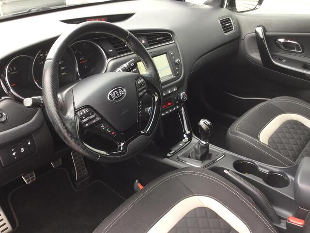 KIA CEE D cee'd 1.0 T-GDi GT-Line | Camera | Stoelverwarming | Navi |