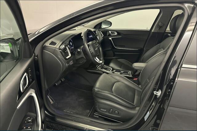 KIA CEE D Ceed Sportswagon 1.6 GDI PHEV ExecutiveLine | Pano | Dealer onderhouden | Leder