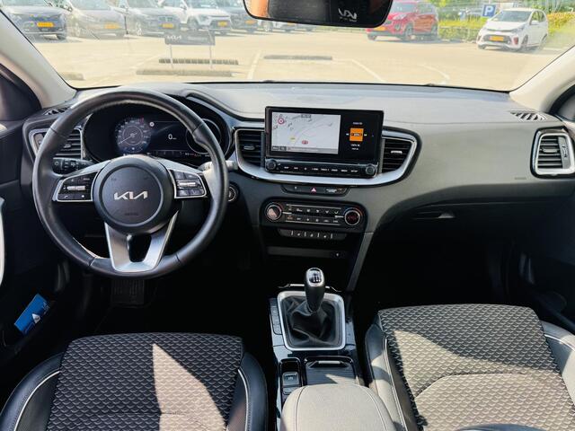 KIA CEE D Ceed Sportswagon 1.0 T-GDi DynamicPlusLine Navi | Dodehoek detectie | Stoel- & stuurwielverw. | Elektr. bedienbare achterklep | Camera, PDC voor + achter | Smart key | BTW-auto