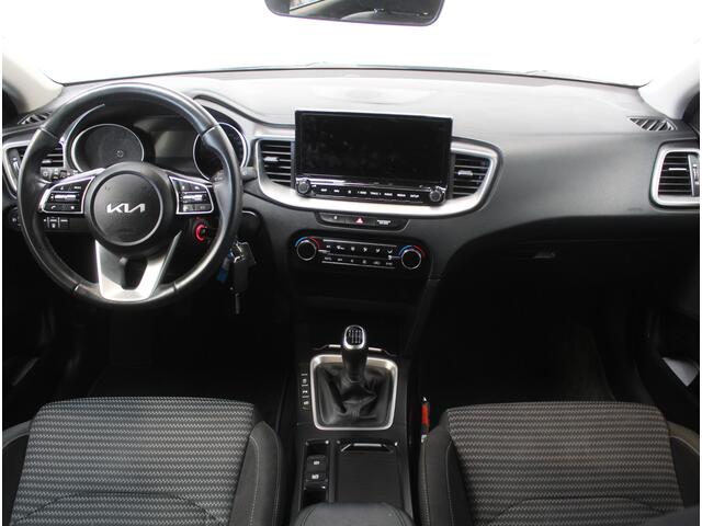 KIA CEE D Ceed Sportswagon 1.5 T-GDi DynamicLine CLIMATE | CARPLAY | CAMERA | ADAPCRUISE | LED | DAB | NAVI | LMV
