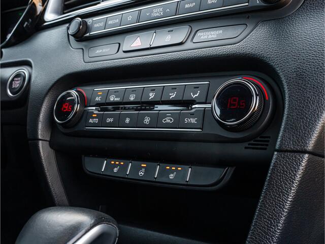 KIA CEE D Ceed 1.4 T-GDi GT-Line ORG NL PANO STOEL EN STUURW VERWARMING LED BOMVOL!!