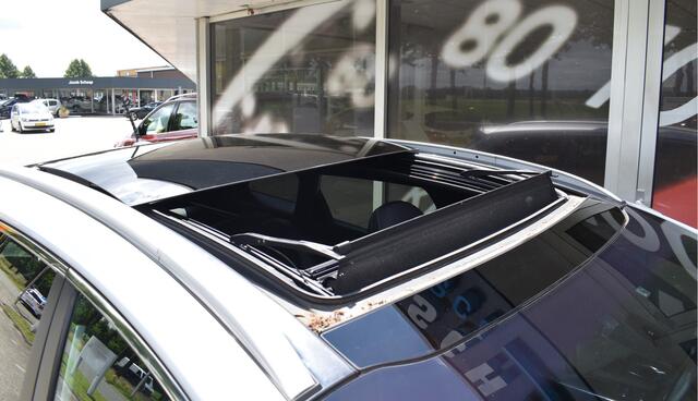 KIA CEE D Cee'd Sportswagon 1.0 T-GDi GT-Line / Navigatie / Keyless / Trekhaak / Xenon / Camera /